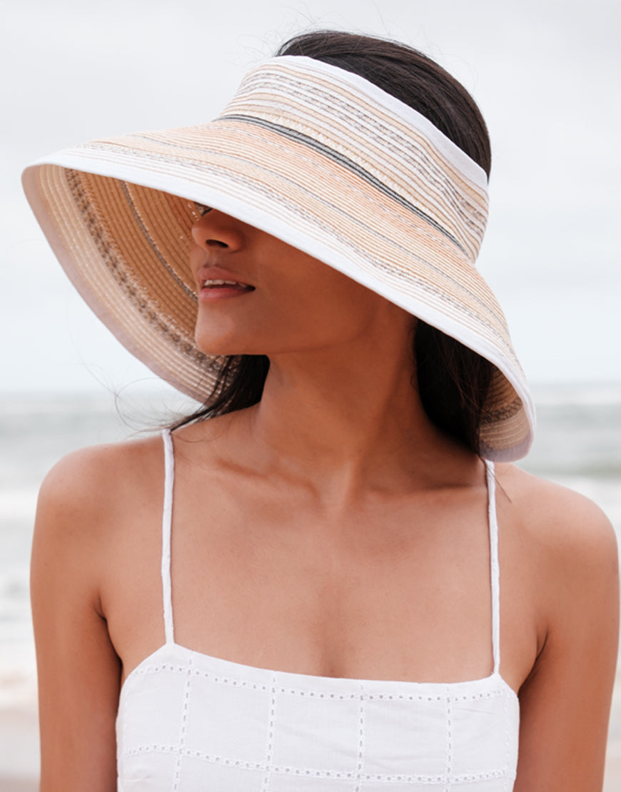 Gliter Beige Regular Hat
