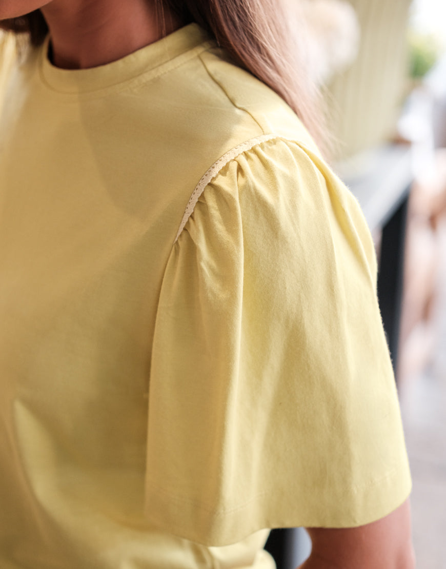 Iris Tee