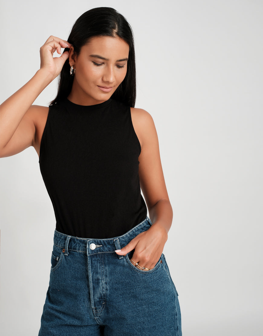 Paros Tee