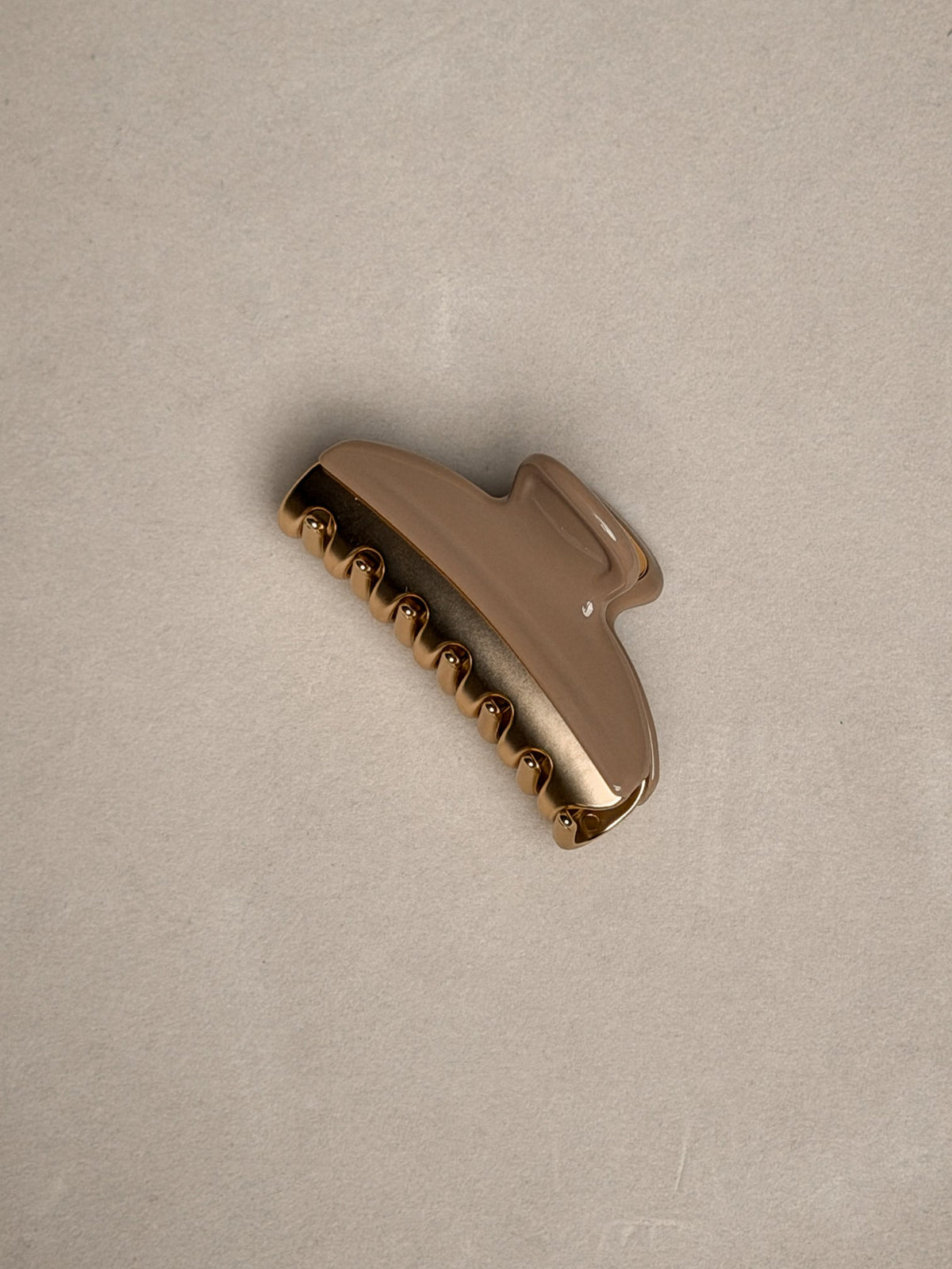 Basic Hair Claw in Nude